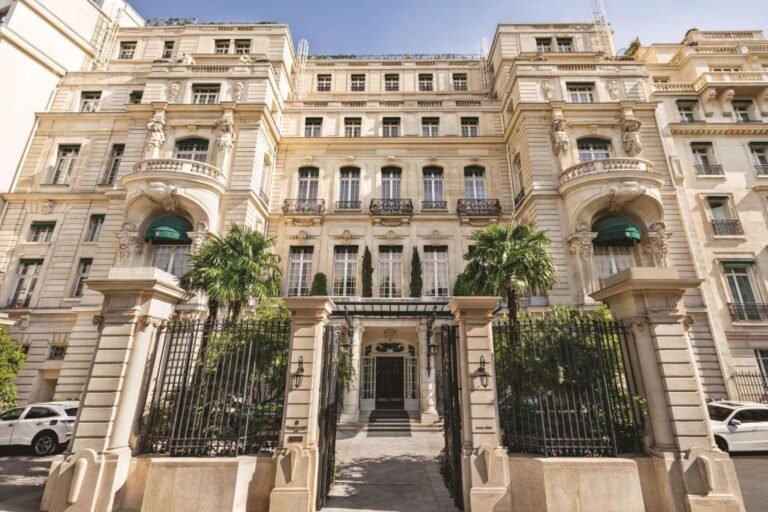 Hôtel Shangri La Paris – Paris, France