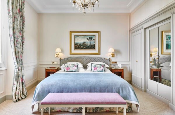 hotel du cap eden roc 1bss702