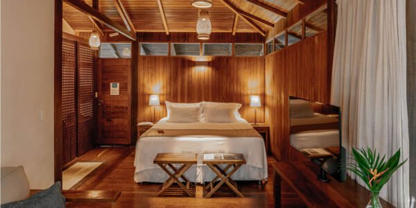 6564fdab897de85d3a290f1e hospitalidade chale fe castellari 1